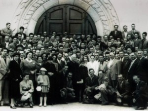 Lussemburgo, 19 luglio 1953 - visita di don Lorenzo Dassi al numerosissimo gruppo di emigranti treppolani