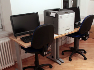 Ritroviamo le due postazioni pasi a disposizione dei visitatori.