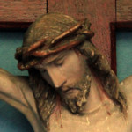 Dettaglio del crocifisso ligneo al suo interno