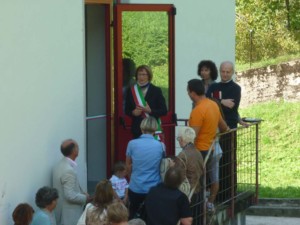 Erano presenti tutte le autorità all'inaugurazione della sala informatica.