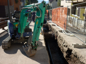 22011 - Scavi di allacciamento alla centrale a biomassa hanno permesso di valutare lo stato di deterioramento della rete lungo Via Roma