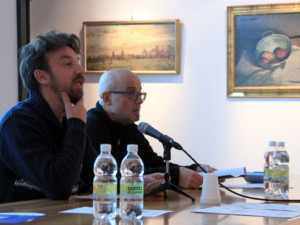 Gli autorevoli membri della giuria presenti: il regista Alberto Fasulo e Carlo Tolazzi, attore di teatro, drammaturgo e docente all’accademia teatrale Nico Pepe di Udine.