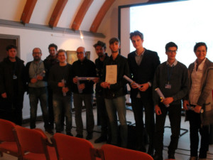 Foto di gruppo dei partecipanti presenti in sala.