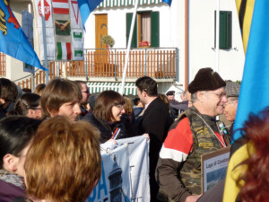 Gennaio 2011 - Giorgio Morocutti a capo del corteo contro l'elettrodotto e la privatizzazione dell'acqua