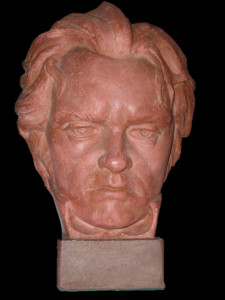 L'opera donata al Comune di Treppo Carnico raffigurante Ludwig van Beethoven