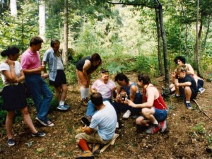 Una chitarra si trovava sempre per un pò di musica in compagnia.
