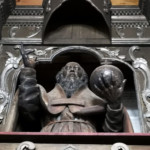 Dettaglio dell'altare