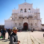 La bella Chiesa coloniale in centro al paese