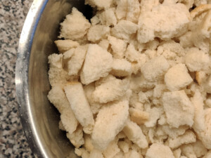 Mollica di pane e latte